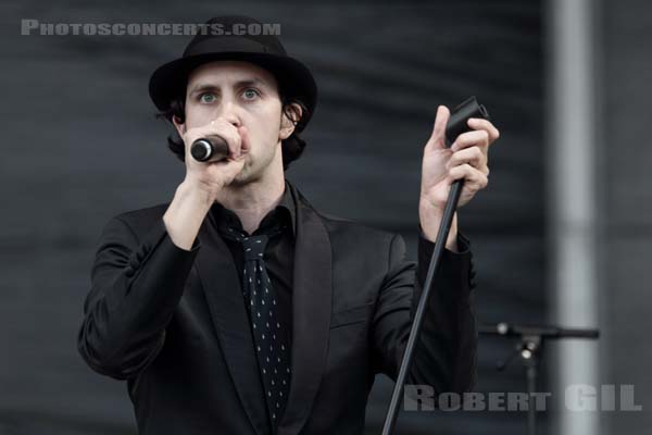 MAXIMO PARK - 2012-08-25 - SAINT CLOUD - Domaine National - Grande Scene - 